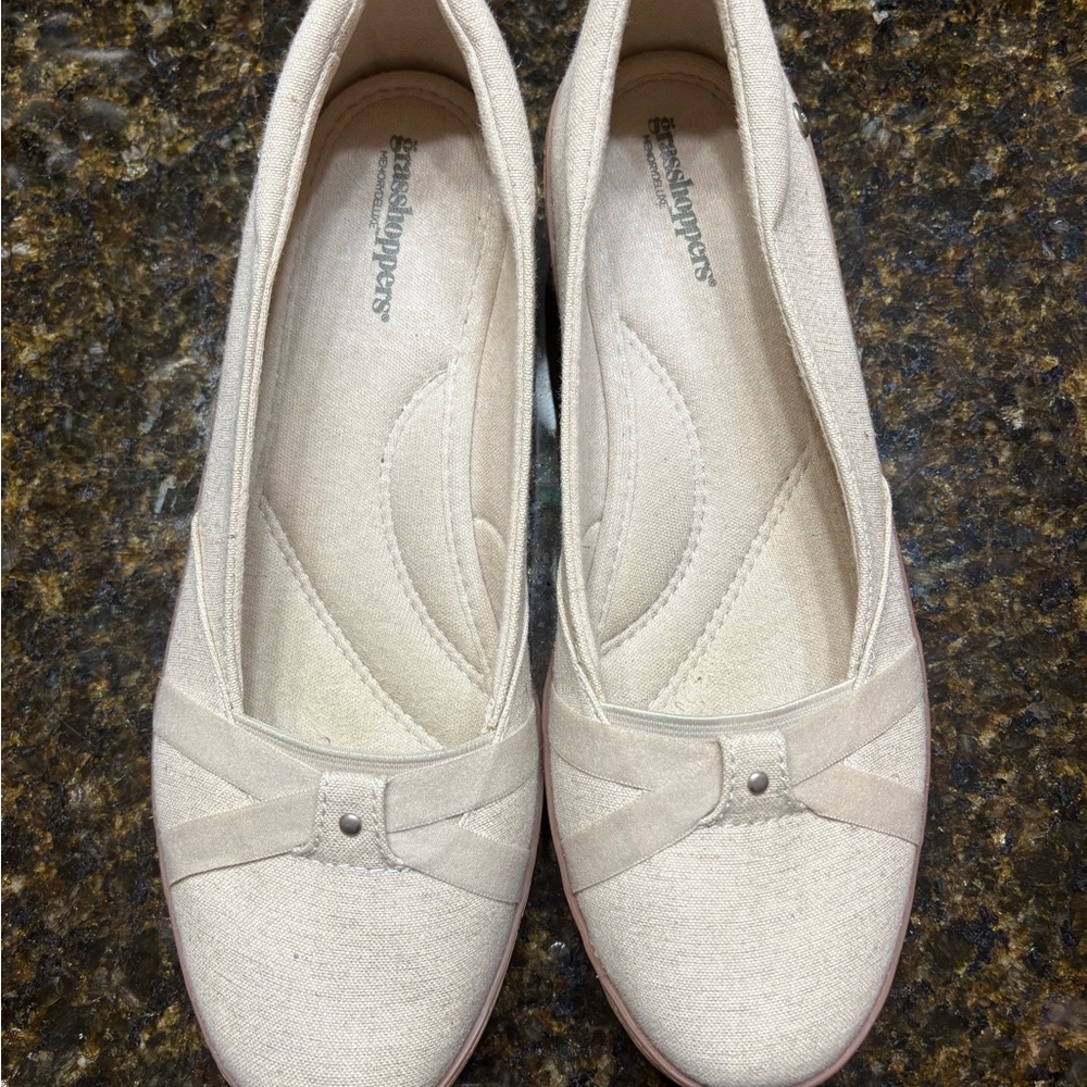 Grasshoppers Cream Loafers with Button Detail